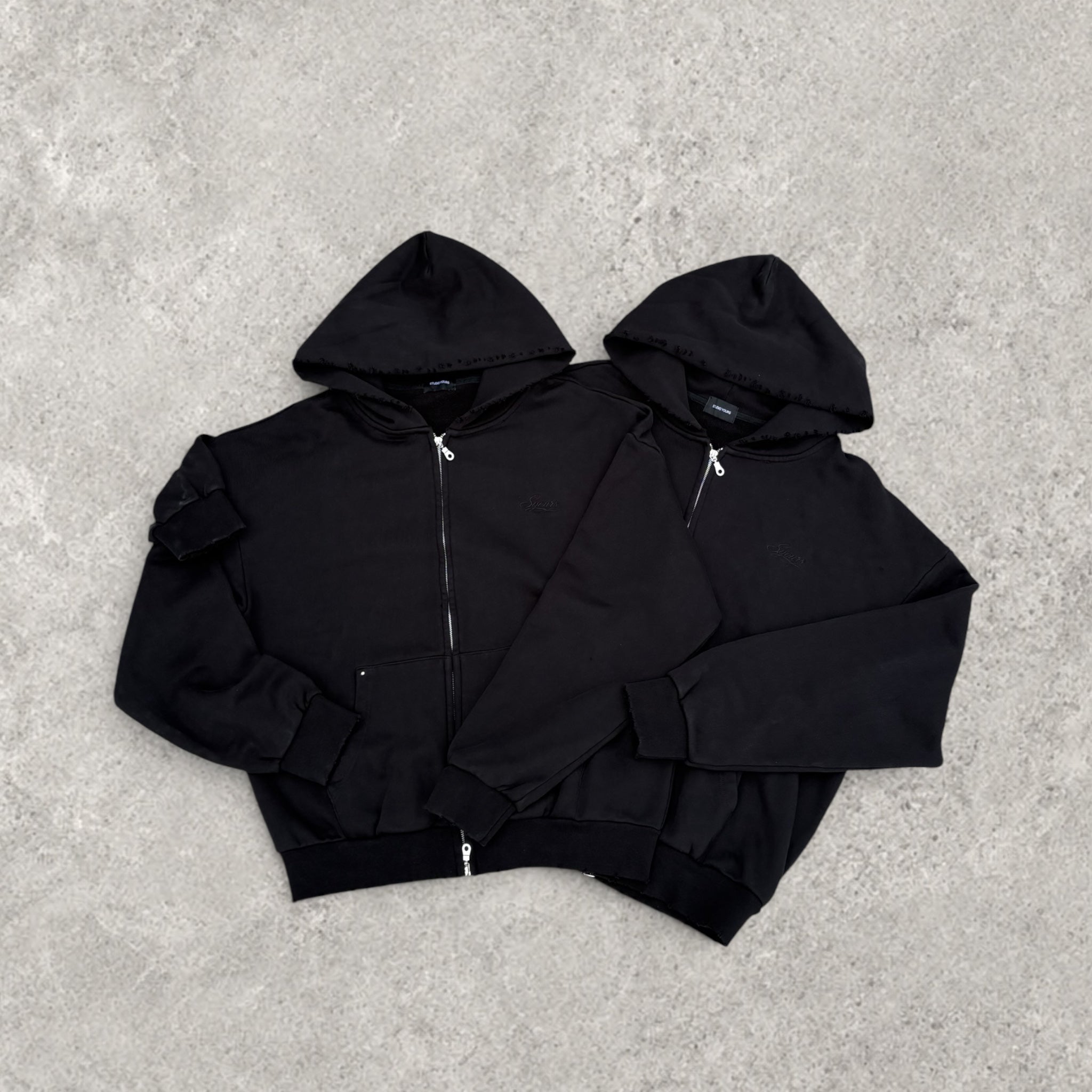 DISTRESSED ZIP HOODIE